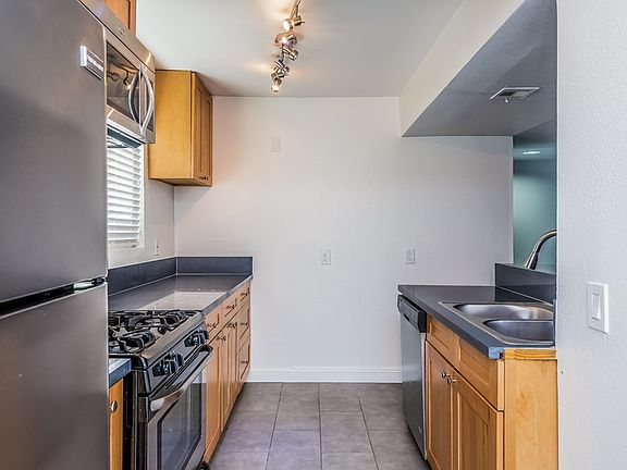3rd image of 1418 14th St #3
