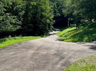 132 Point Lookout Ln, Independence, VA 24348