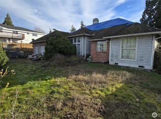 1615 NE 27th Ct, Renton, WA 98056