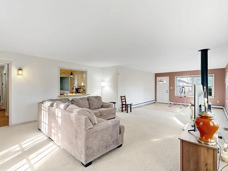 74 S Fairfield Dr — Photo 28