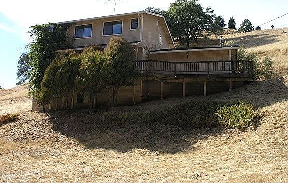 1st image of 19700 Victoria Dr