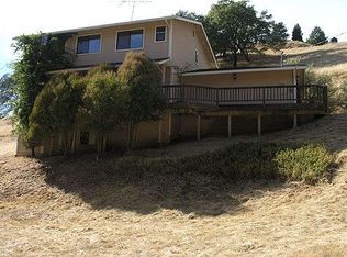 19700 Victoria Dr, Grass Valley, CA 95949
