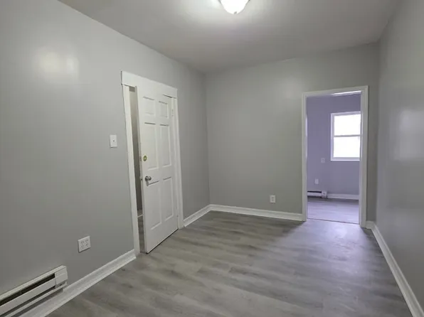 18 Seymour St APT 2R, Yonkers, NY 10701