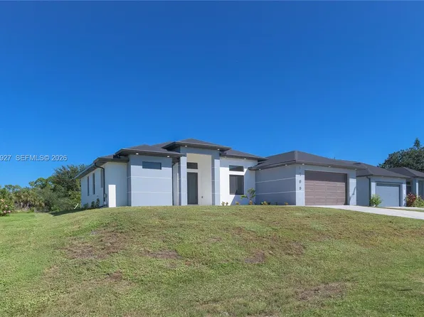 1705 NE 28th St, Cape Coral, FL 33909