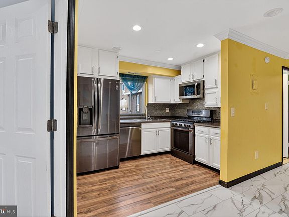 4th image of 11903 Tarragon Rd APT E