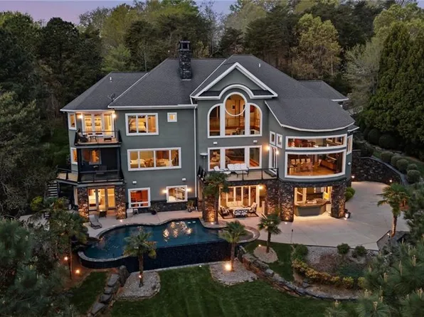 158 Printers Ln, New London, NC 28127