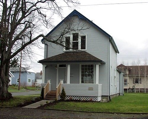 2nd image of 2300 East St
