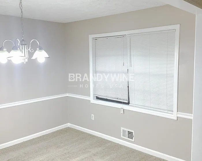 7301 Fern Ct — Photo 11