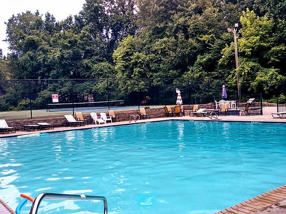 Salt water pool and tennis 