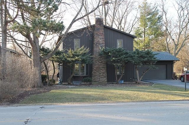 1st image of 22W239 Glen Valley Dr