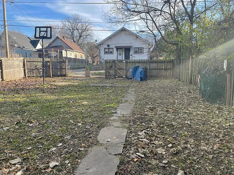 355 N Hamilton Ave — Photo 15