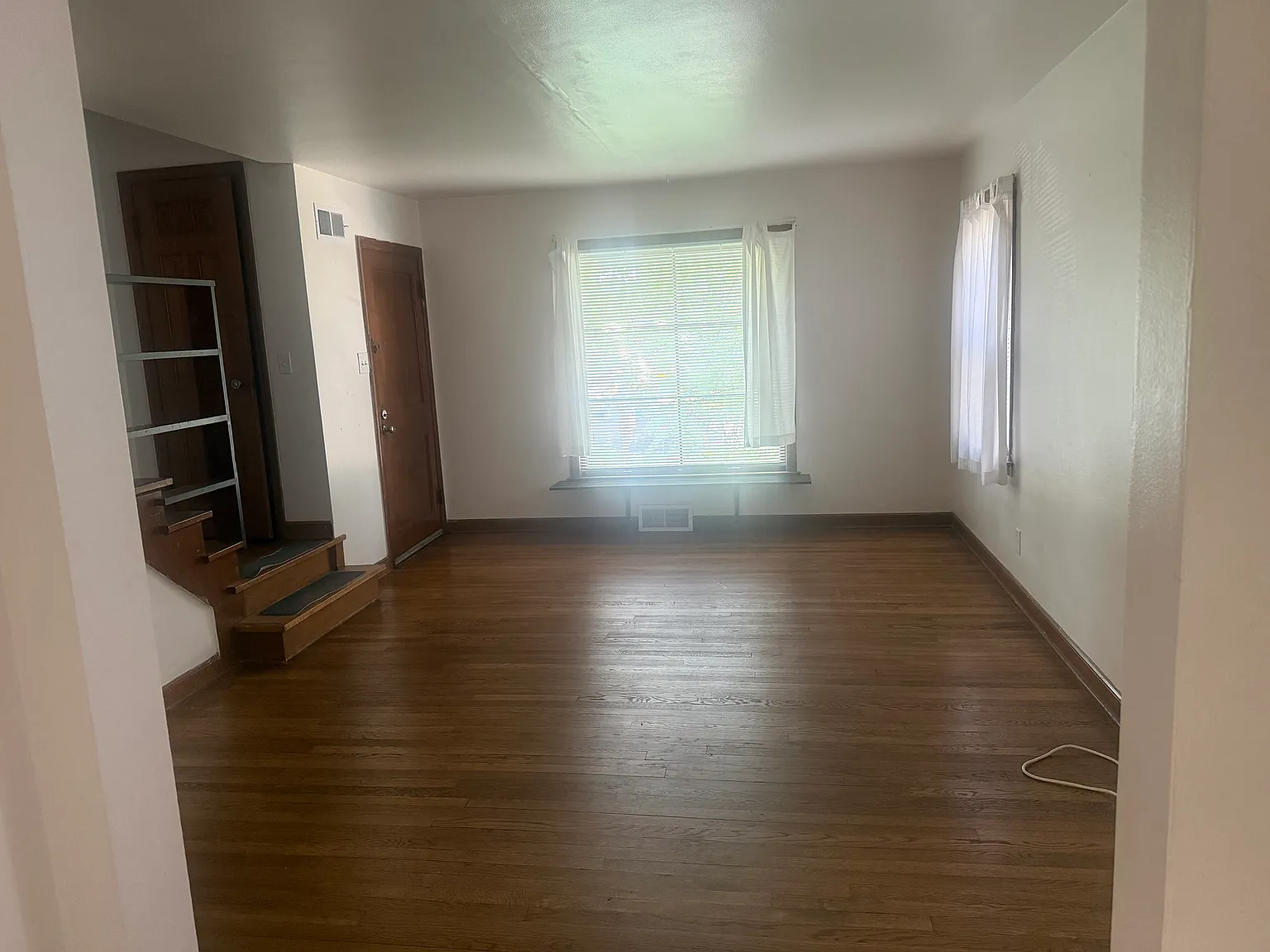 2 bed, 1125 sqft, $1,920 — Photo 1