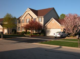 1225 Hancock St, Carol Stream, IL 60188