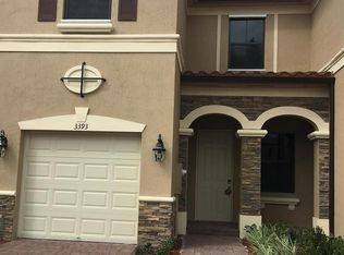 3393 W 94th Ter, Hialeah, FL 33018