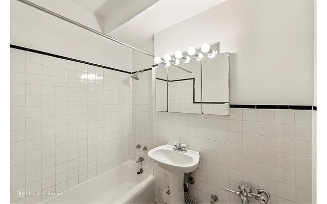 Rented by Douglas Elliman | media 10