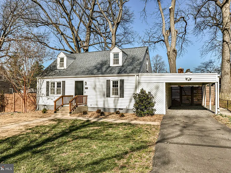 7308 Poplar Ct — Photo 32