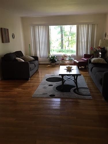 2nd image of 18 Westminster Dr