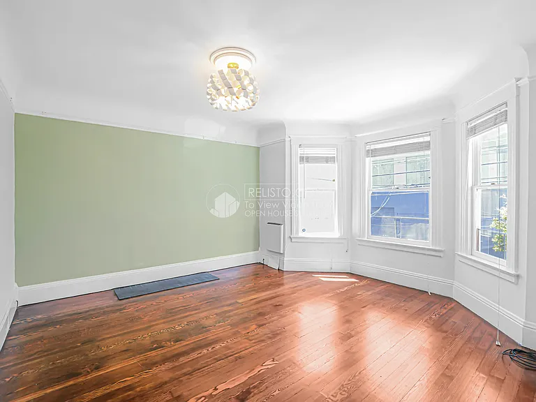 1353 Minna St — Photo 4