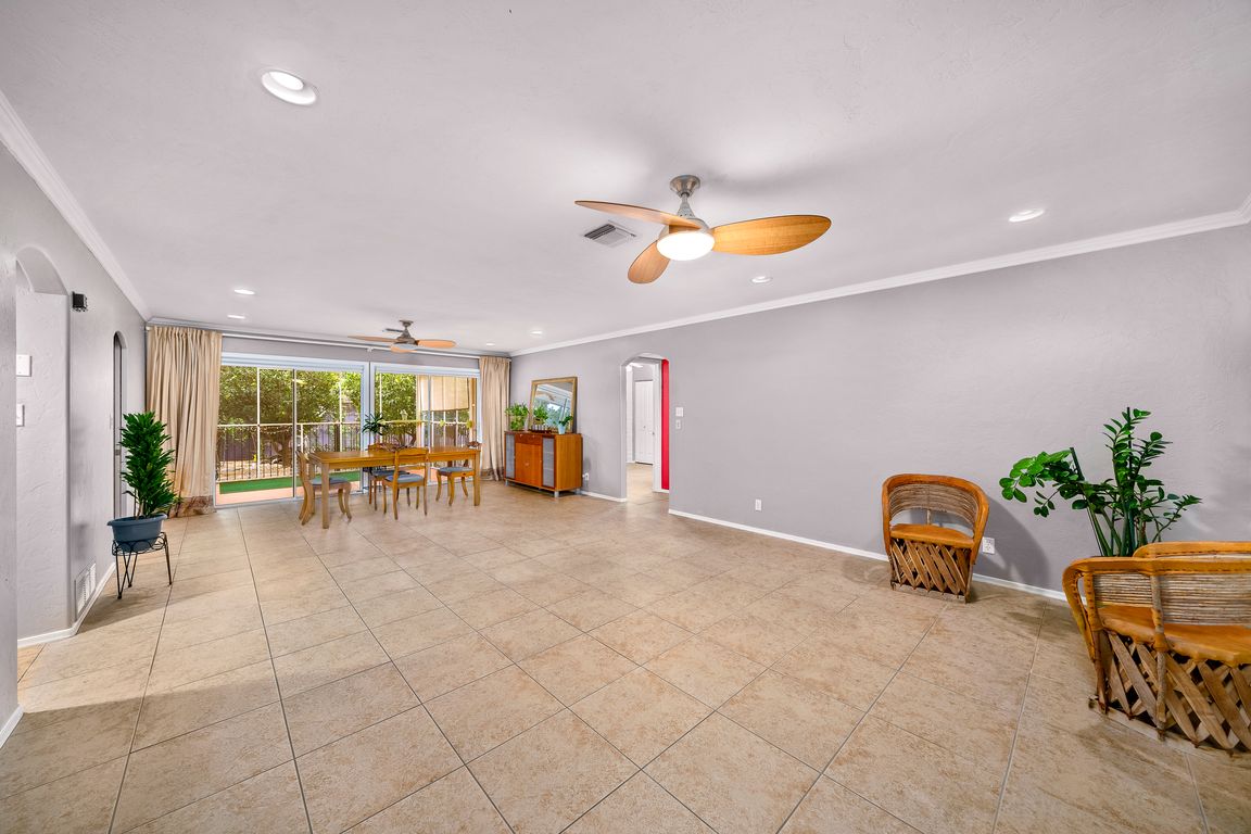 next background image