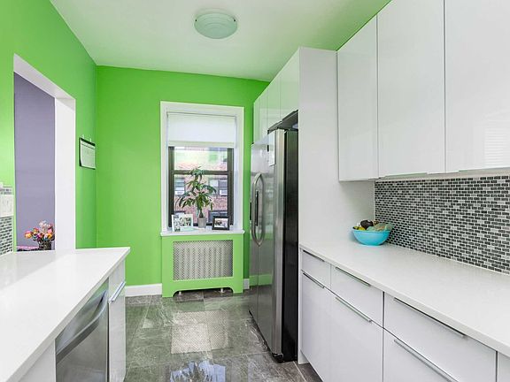 4th image of 141 Wyckoff Pl APT 5B