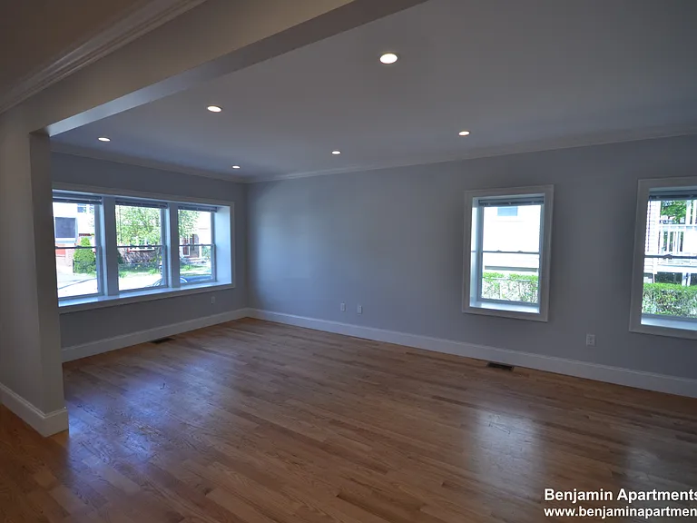 18 Bothwell Rd #5 — Photo 6