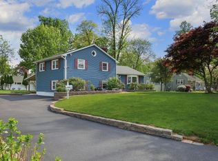 135 Rockview Ave, North Plainfield, NJ 07060