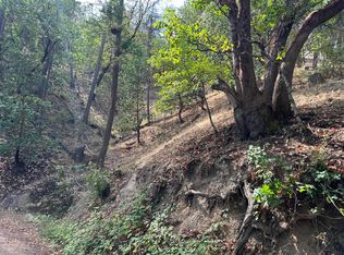 526 Waterline Rd, Ashland, OR 97520