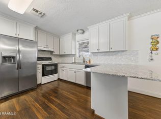 1003 Stephen St, Scott, LA 70583