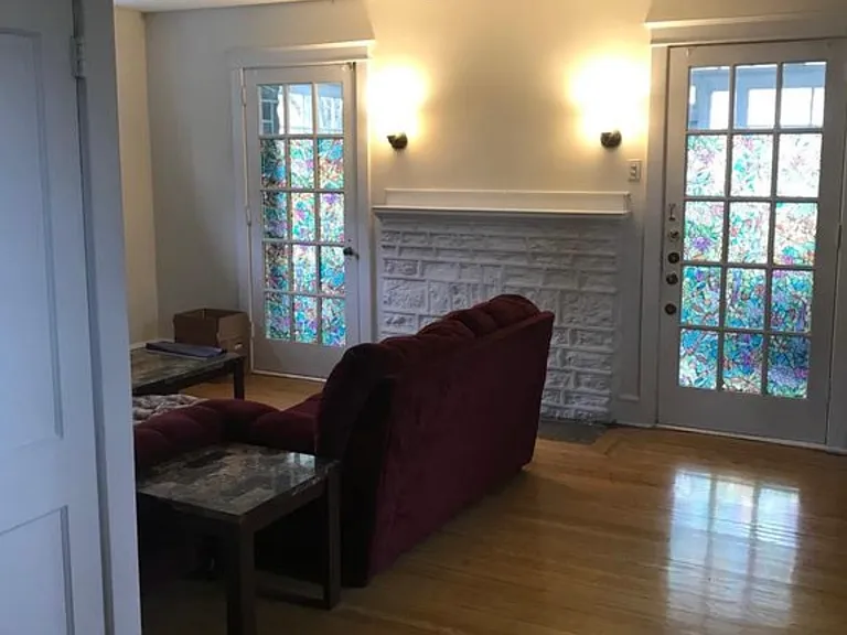 2128 Parkview Ave #1 — Photo 5