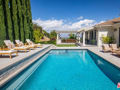 3685 Benedict Canyon Ln, Sherman Oaks, CA, 91423