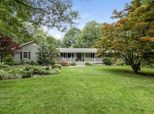 27 Perk And Sons Ct, Cold Spring, NY 10516