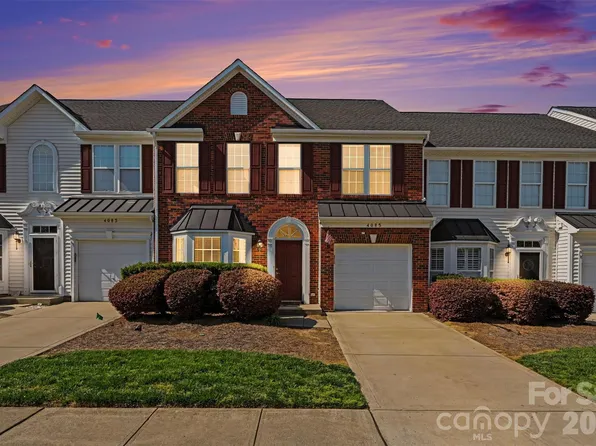 4085 Holly Villa Cir, Indian Trail, NC 28079
