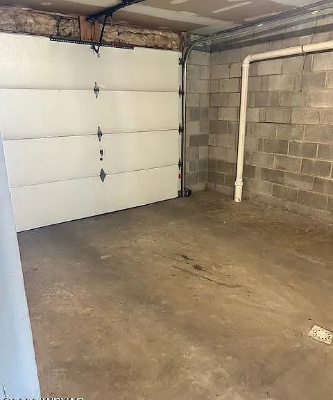 75 Rockey Ln #4 — Photo 10