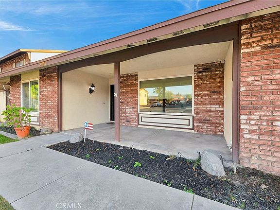 5th image of 41777 Lomas St