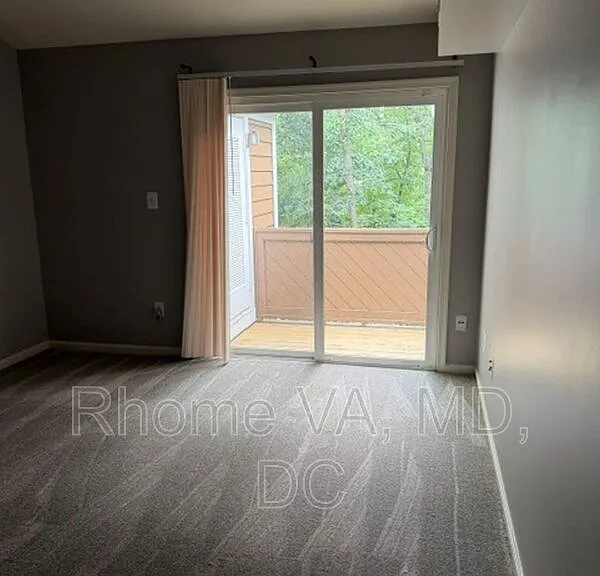 1404 Church Hill Pl — Photo 8