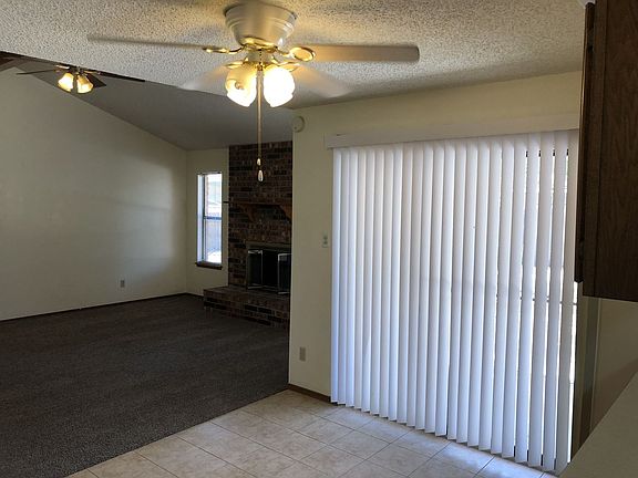 5th image of 402 Mission Arch Dr
