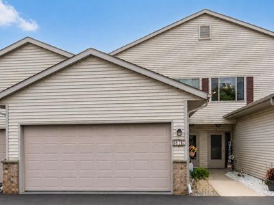 987 Roseland DRIVE #2, Kewaskum, WI, 53040