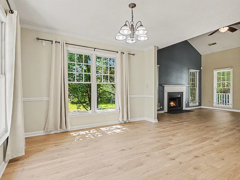 8630 Morgan Run Ct — Photo 7