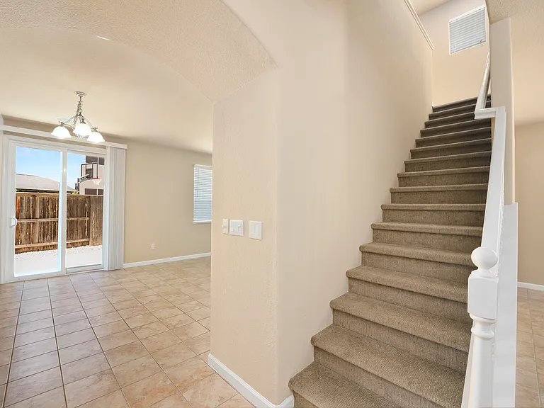 241 Picasso Cir — Photo 23