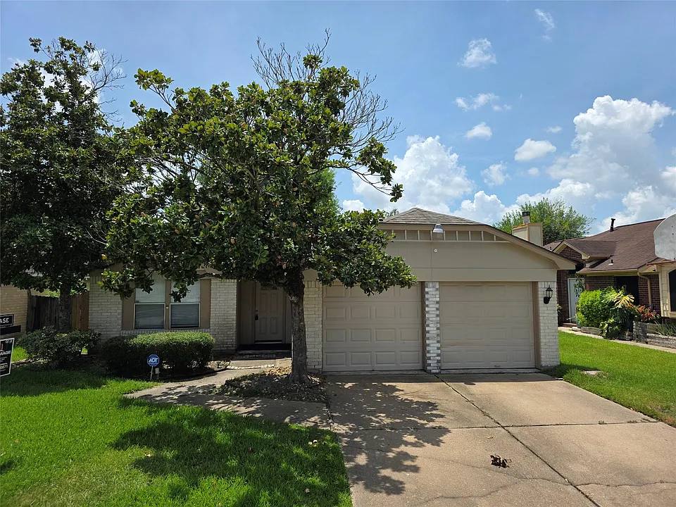 11634 Eaglewood Dr