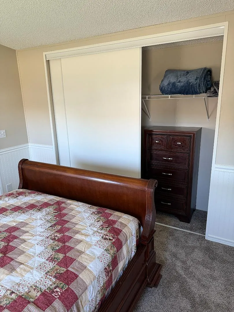 45 Radiant St — Photo 2