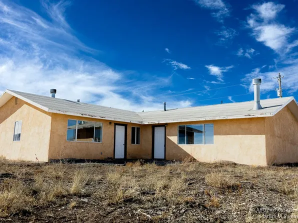 2 California Ct, Moriarty, NM 87035
