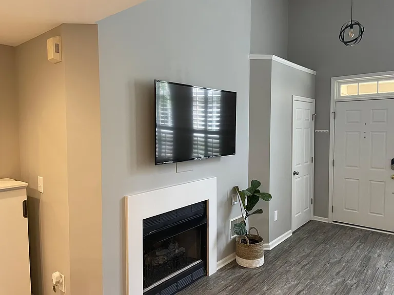 12077 Trumbull Way — Photo 4