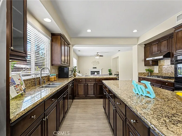 29535 Hyperion St — Photo 17