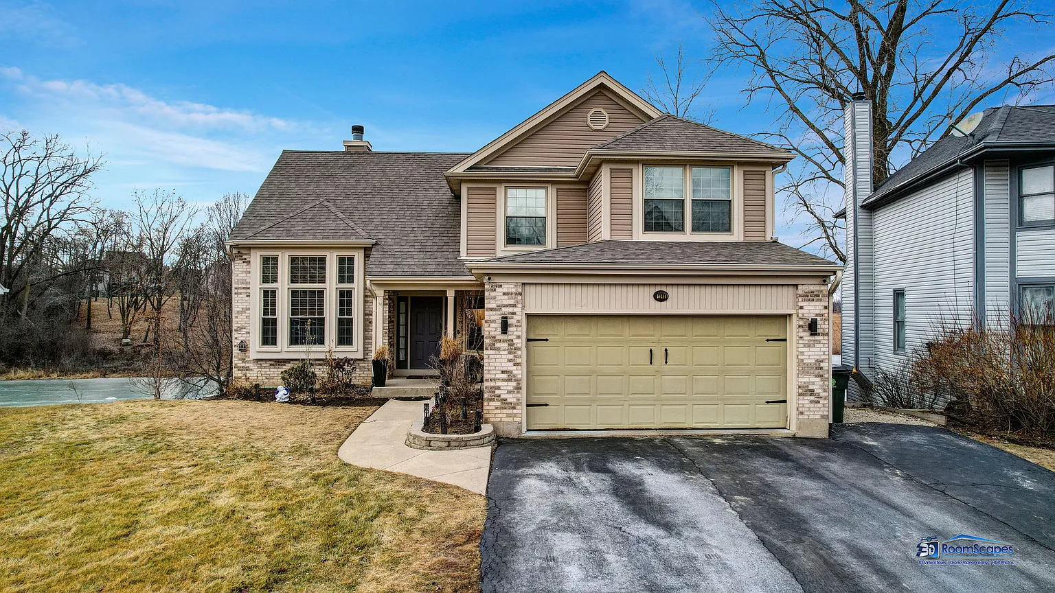 1248 Edgewater Ln photo 1