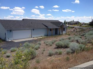 519 Dapple Grey Rd, Hines, OR 97738