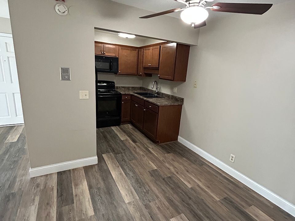 KITCHEN FROM DINING AREA