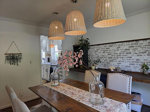 3rd image of 888 Cypress Point Way