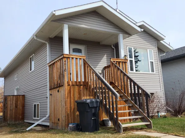 4910 51st Ave, Elk Pt, AB T0A 1A0