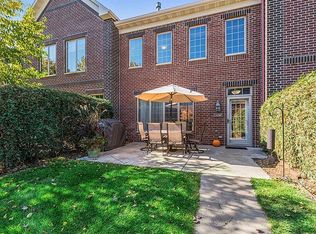 12438 Flanders Ct NE UNIT B, Blaine, MN 55449